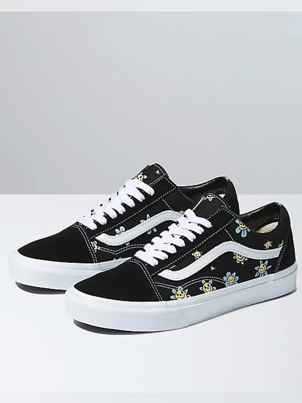 Old Skool floral vans. Size W6